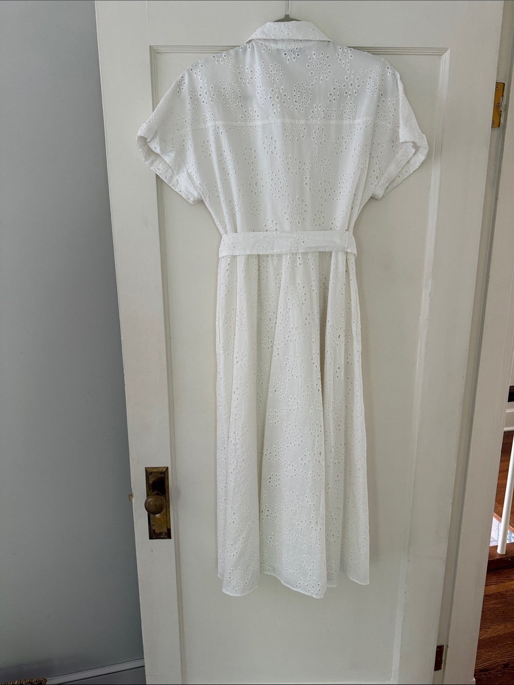 Women’s White Eyelet Midi Skirt - Classic Summer Style Zara size M cotton - Picture 4 of 4